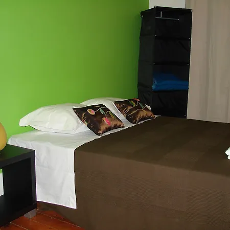 Riverview بيت شباب Lisboa
