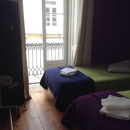 Riverview بيت شباب Lisboa