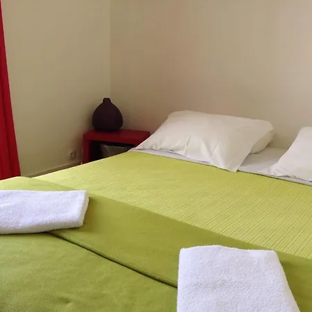 Riverview Hostal